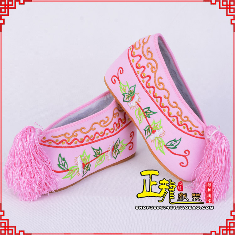南宁花旦鞋女绣花彩鞋 舒适款草花内高彩鞋